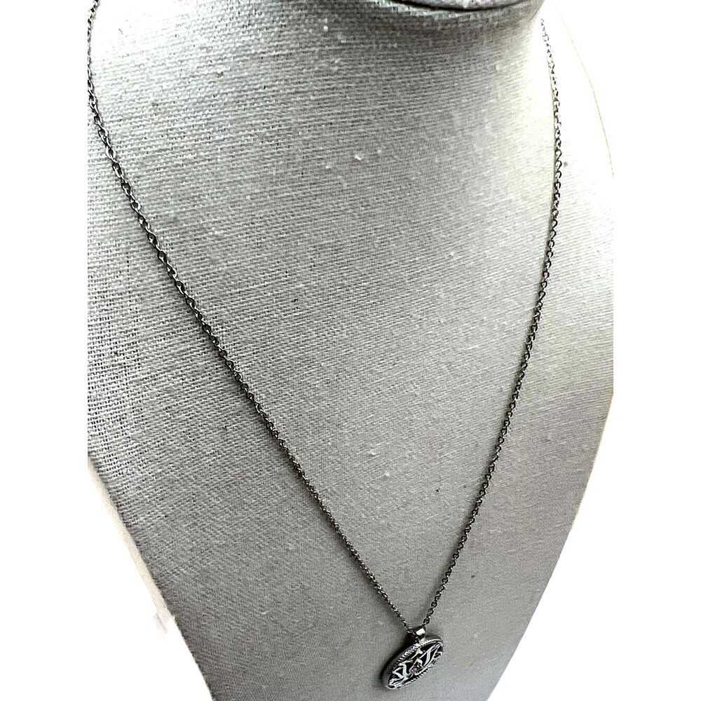NEW Silver Abalone Shell Lotus Flower Round Pendant Necklace Womens - Picture 10 of 15